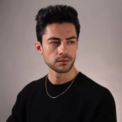 9ct Gold Plated Sterling Silver 2.8mm Box Chain Necklace -Fashion Accessories Store gold plated sterling silver box chain male model far view tchygbx28 2000q6