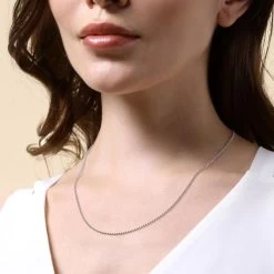 Sterling Silver 1.5mm Ball Bead Chain Necklace -Fashion Accessories Store sterling silver ball bead chain female model close view tchbd15 2000q6