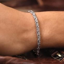 Sterling Silver 3.9mm Round Byzantine Bracelet -Fashion Accessories Store sterling silver byzantine bracelet male model near view tchbr byzr39 0423 2000q6
