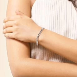 Sterling Silver 5.4mm Diamond Cut Curb Link Bracelet -Fashion Accessories Store sterling silver curb bracelet female model near vw tchbrcu54 2000q6 1