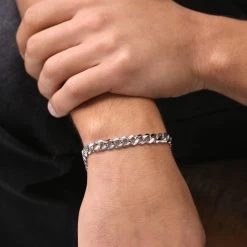 Sterling Silver 7.3mm Diamond Cut Curb Link Bracelet -Fashion Accessories Store sterling silver curb bracelet male model far view tchbrcu73 2000q6