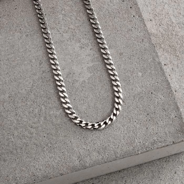 Sterling Silver 4.3mm Diamond Cut Curb Chain Necklace 3 Sterling Silver 4.3mm Diamond Cut Curb Chain Necklace - Image 3
