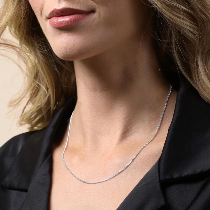 Sterling Silver 1.5mm Diamond Cut Curb Chain Necklace 3 Sterling Silver 1.5mm Diamond Cut Curb Chain Necklace - Image 3