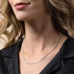 Sterling Silver 2mm Diamond Cut Curb Chain Necklace -Fashion Accessories Store sterling silver curb chain female model close view tchcu2 2000q6