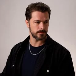 Sterling Silver 3.7mm Diamond Cut Marina Chain Necklace -Fashion Accessories Store sterling silver marina mariner chain male model far view tchma37 2000q6