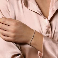 Sterling Silver 1.9mm Snake Link Bracelet -Fashion Accessories Store sterling silver snake bracelet female model close view tchbrrsn19 2000q6